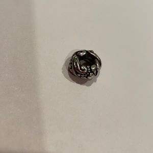 Silver trollbead